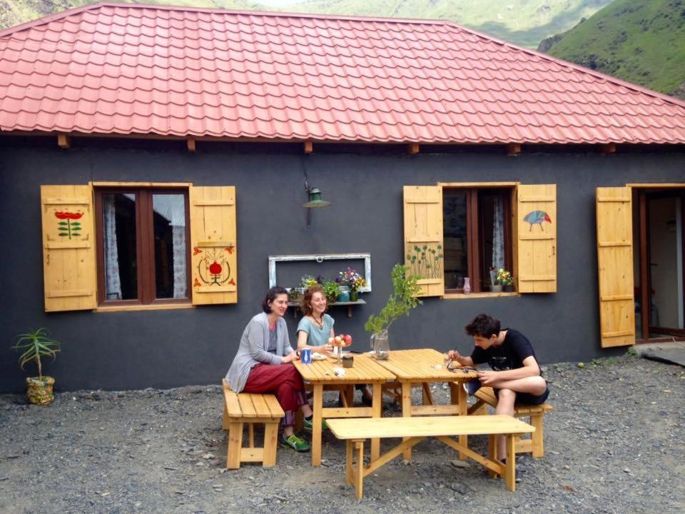 Sno House In Kazbeg Exterior foto